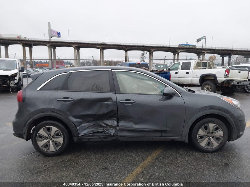 KNDCB3LC1K5314115 2019 KIA NIRO photo no. 13