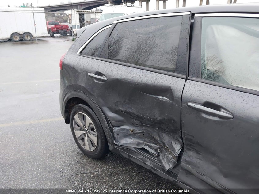 KNDCB3LC1K5314115 2019 KIA NIRO photo no. 6
