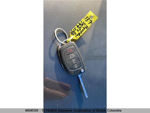 2013 Hyundai Santa Fe Sport VIN: 5XYZUDLB1DG111947 Lot: 40040369