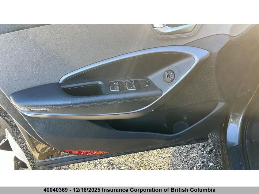 2013 Hyundai Santa Fe Sport VIN: 5XYZUDLB1DG111947 Lot: 40040369