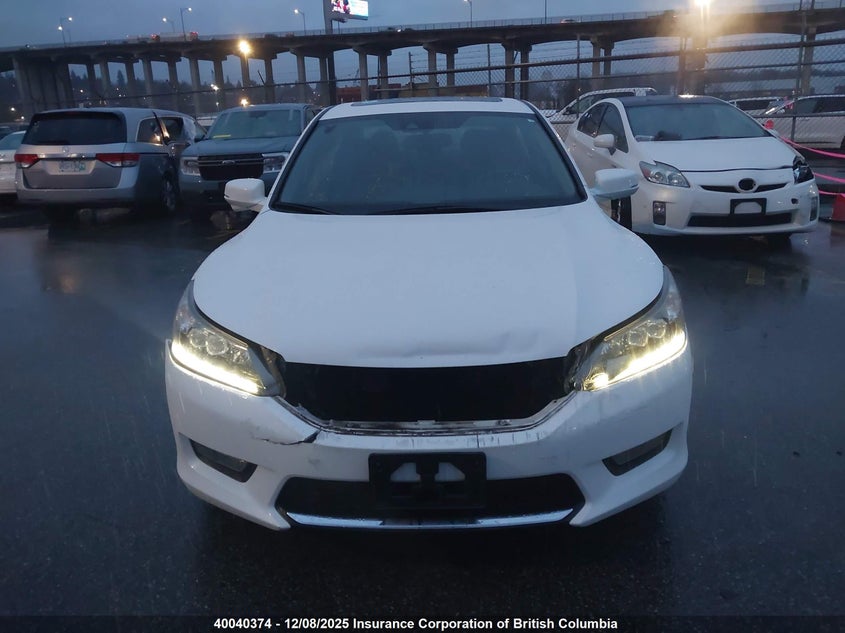 1HGCR2F9XFA808168 2015 HONDA ACCORD photo no. 12