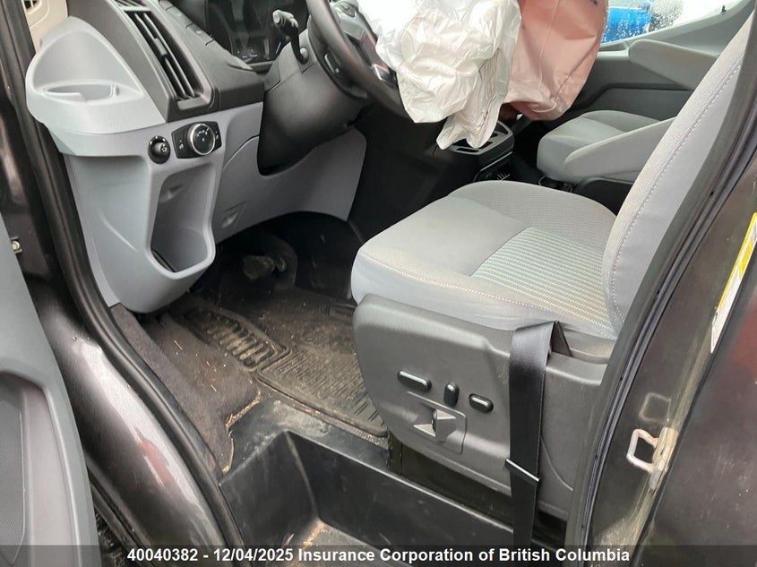 1FBZX2XG9HKA12928 2017 FORD TRANSIT photo no. 9