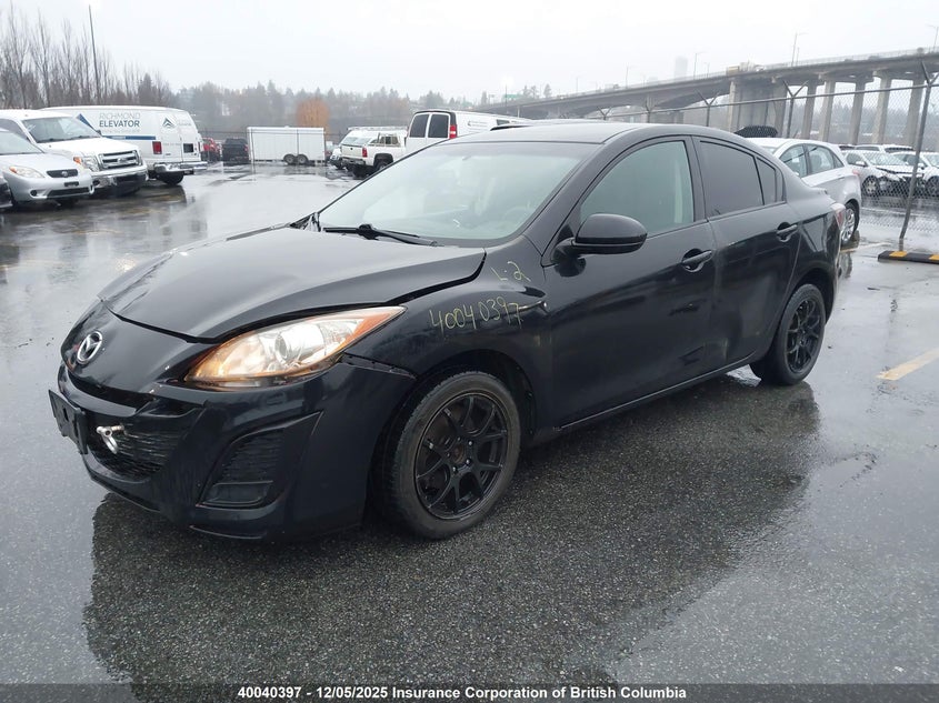 JM1BL1UF1B1436194 2011 MAZDA 3 photo no. 2