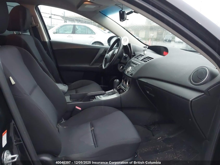 JM1BL1UF1B1436194 2011 MAZDA 3 photo no. 5