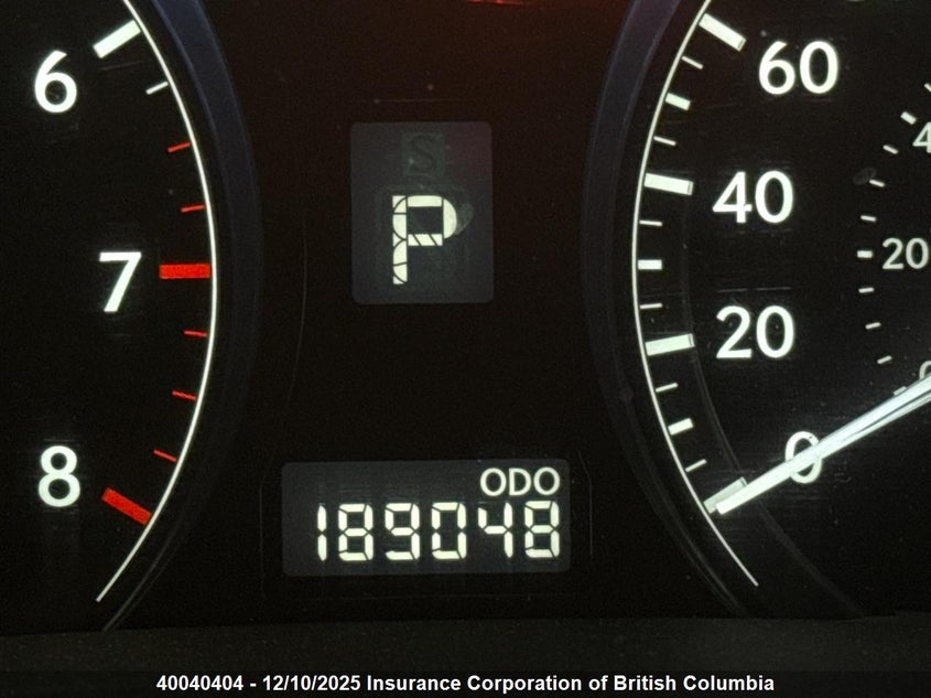 2T2BK1BA8AC070010 2010 LEXUS RX photo no. 8