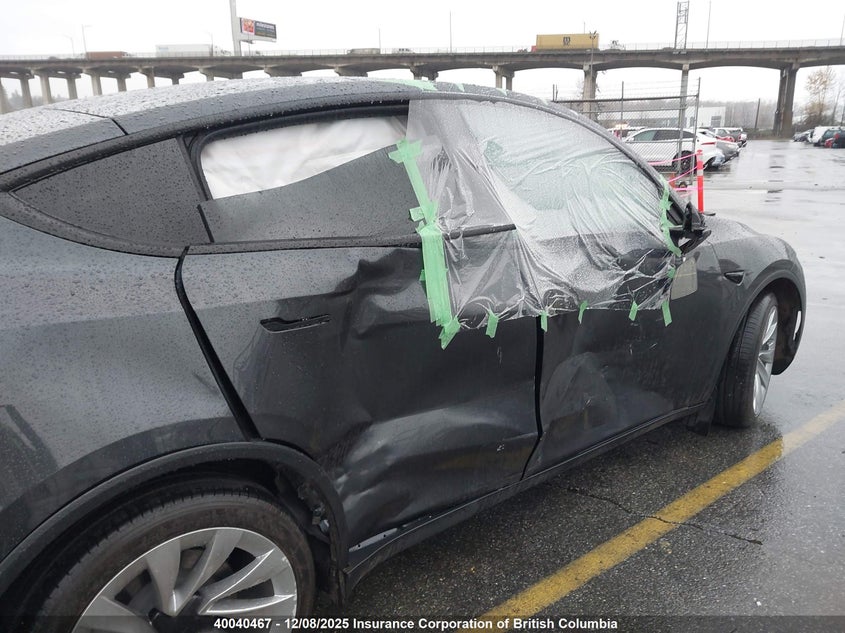 7SAYGDEE4TF323695 2026 TESLA MODEL Y photo no. 19