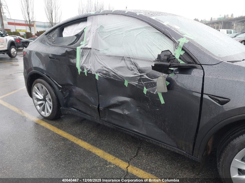 7SAYGDEE4TF323695 2026 TESLA MODEL Y photo no. 6