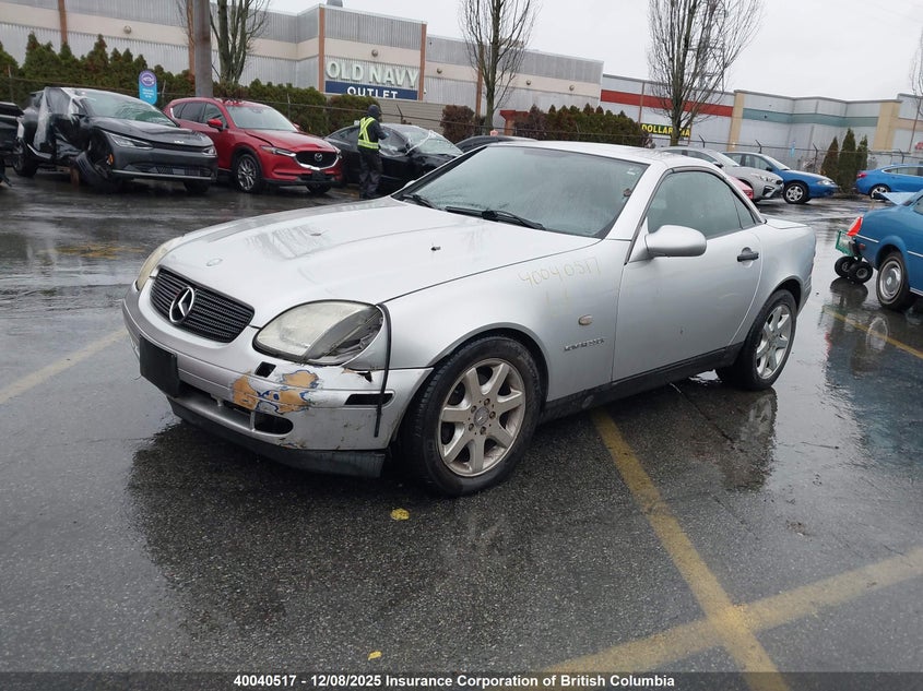 WDBKK47F3WF009333 1998 MERCEDES-BENZ SLK-KLASSE photo no. 2