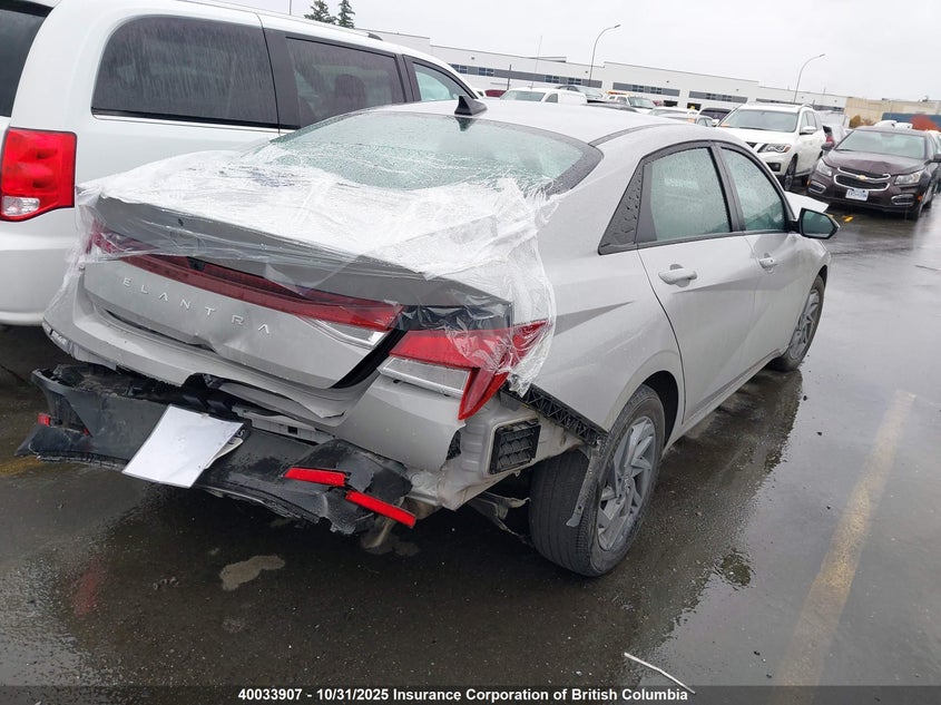KMHLM4DG5SU921251 2025 HYUNDAI ELANTRA photo no. 4