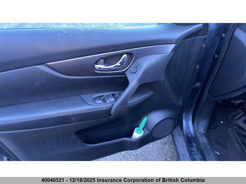 2016 Nissan Rogue VIN: 5N1AT2MVXGC852325 Lot: 40040521