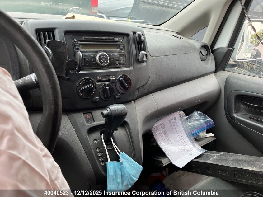 3N6CM0KN1EK698335 2014 NISSAN NV200 photo no. 9