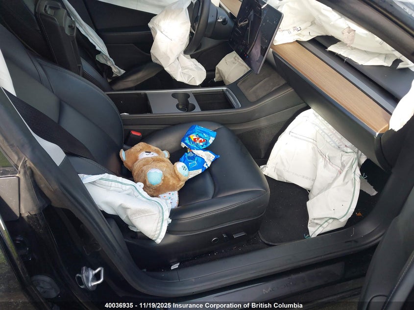 5YJ3E1EB1MF902176 2021 TESLA MODEL 3 photo no. 5
