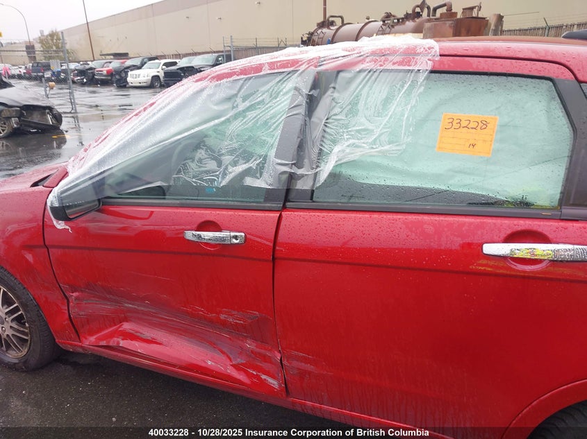 1FAHP3FNXBW199258 2011 FORD FOCUS photo no. 14