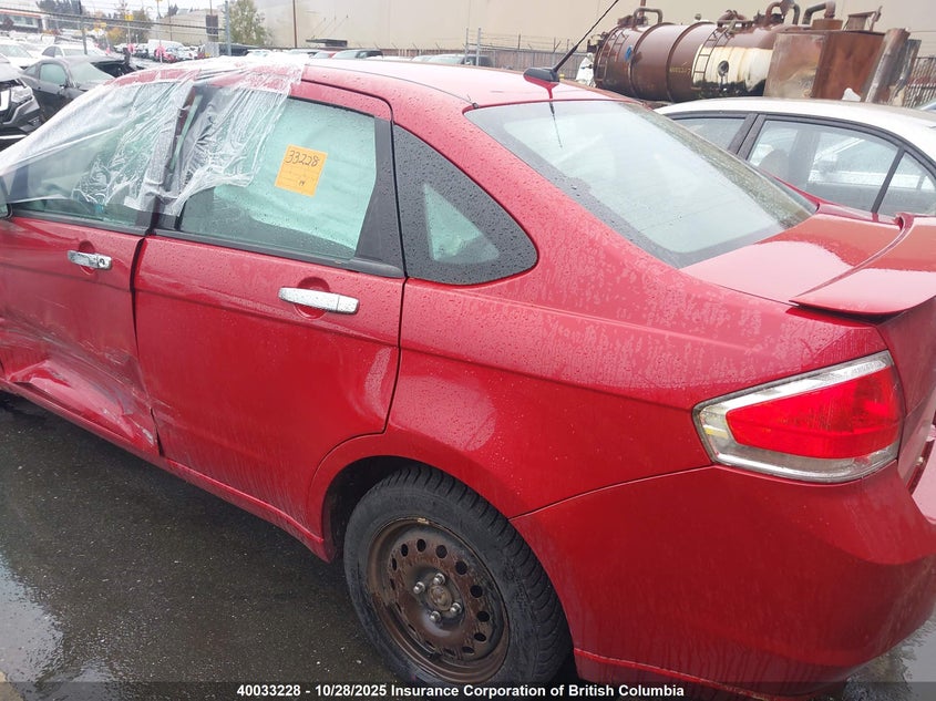 1FAHP3FNXBW199258 2011 FORD FOCUS photo no. 3