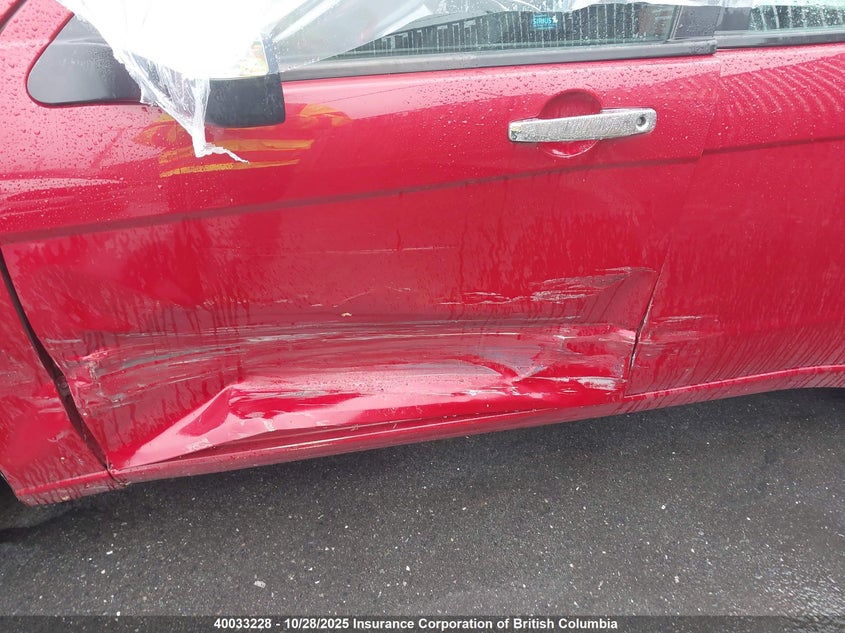 1FAHP3FNXBW199258 2011 FORD FOCUS photo no. 6