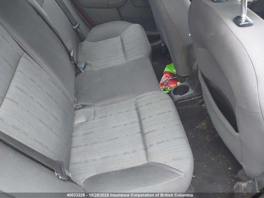 1FAHP3FNXBW199258 2011 FORD FOCUS photo no. 8
