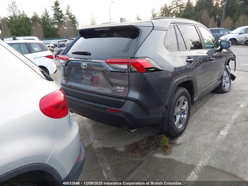 2T3R1RFV3SC552863 2025 TOYOTA RAV 4 photo no. 4