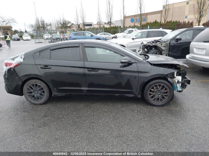 KMHD84LF6JU538094 2018 HYUNDAI ELANTRA photo no. 14