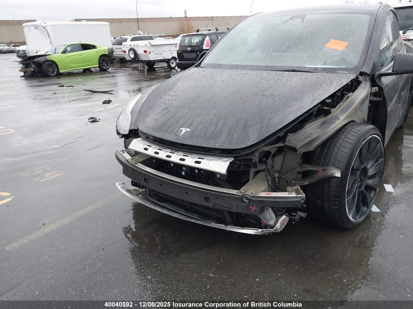 7SAYGDEF8NF517237 2022 TESLA MODEL Y photo no. 6