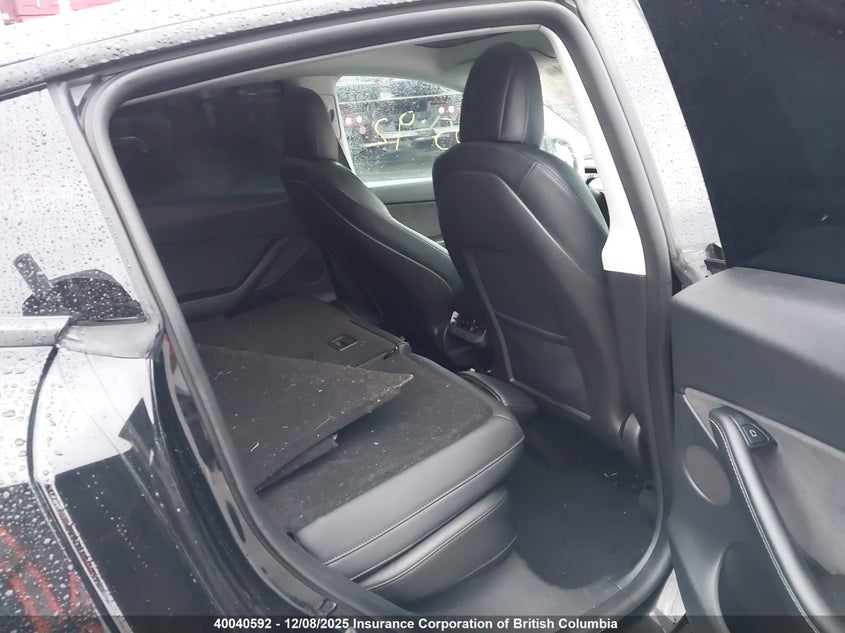 7SAYGDEF8NF517237 2022 TESLA MODEL Y photo no. 8