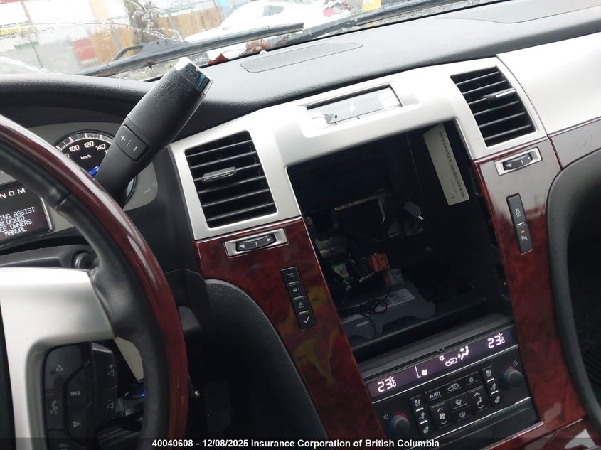 3GYT4MEF8DG302489 2013 CADILLAC ESCALADE photo no. 20