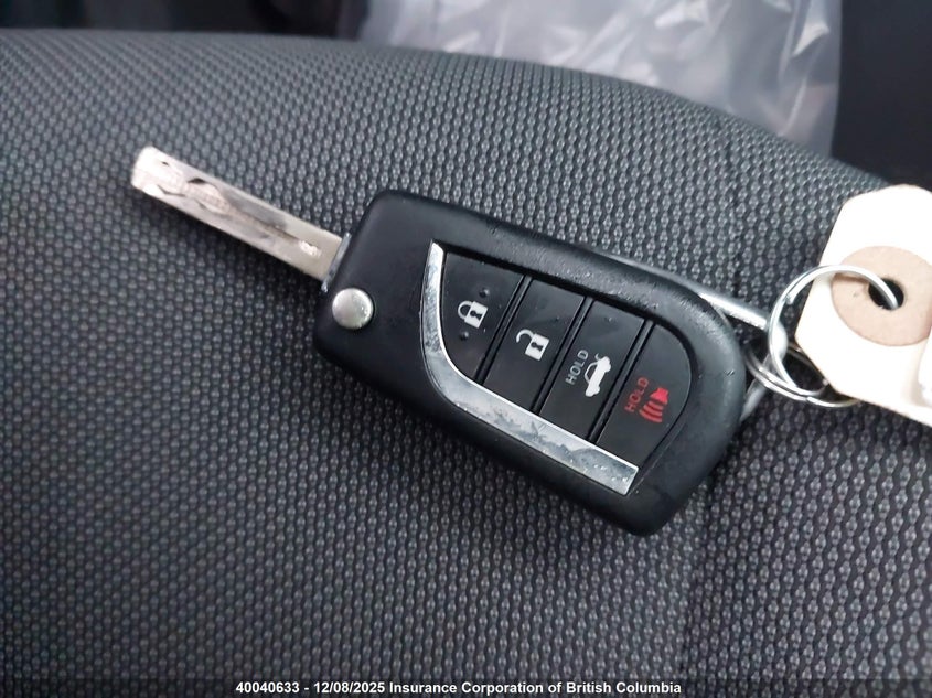 5YFBPMBE8NP337890 2022 TOYOTA COROLLA photo no. 11