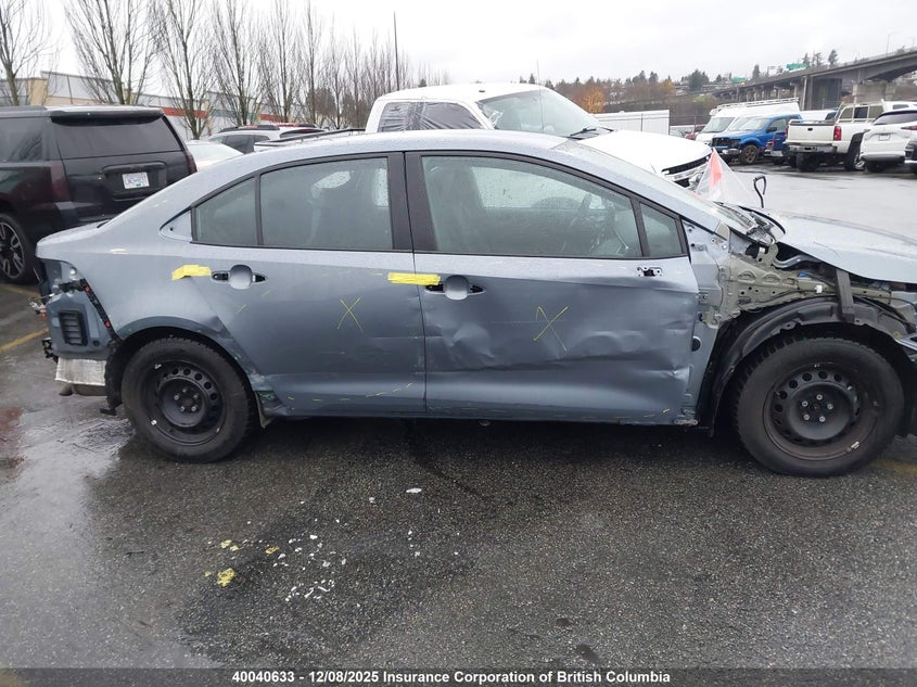 5YFBPMBE8NP337890 2022 TOYOTA COROLLA photo no. 13