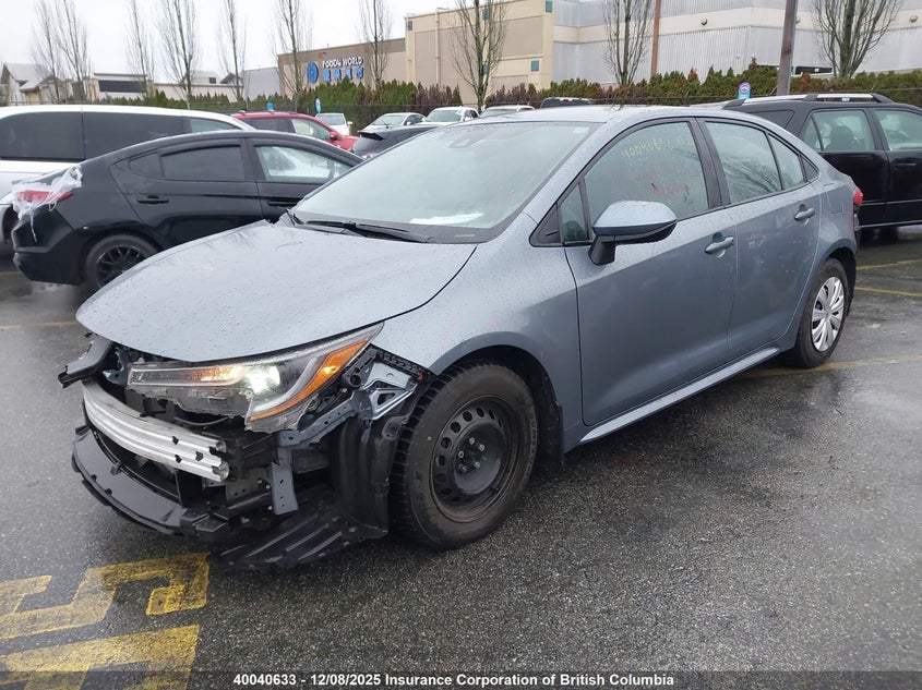 5YFBPMBE8NP337890 2022 TOYOTA COROLLA photo no. 2