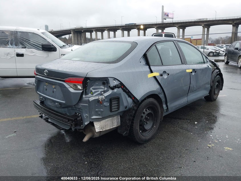 5YFBPMBE8NP337890 2022 TOYOTA COROLLA photo no. 4