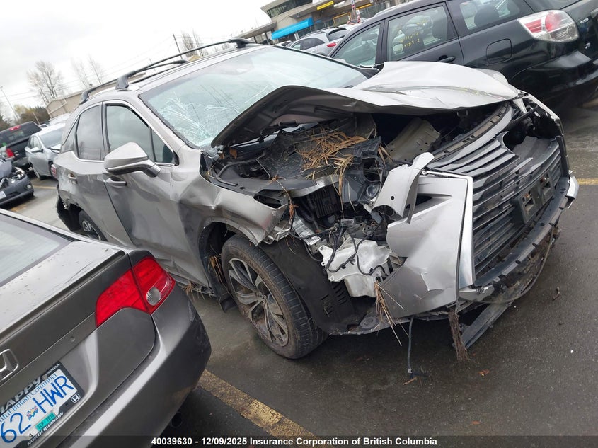 2T2BZMCA1JC138398 2018 LEXUS RX photo no. 9