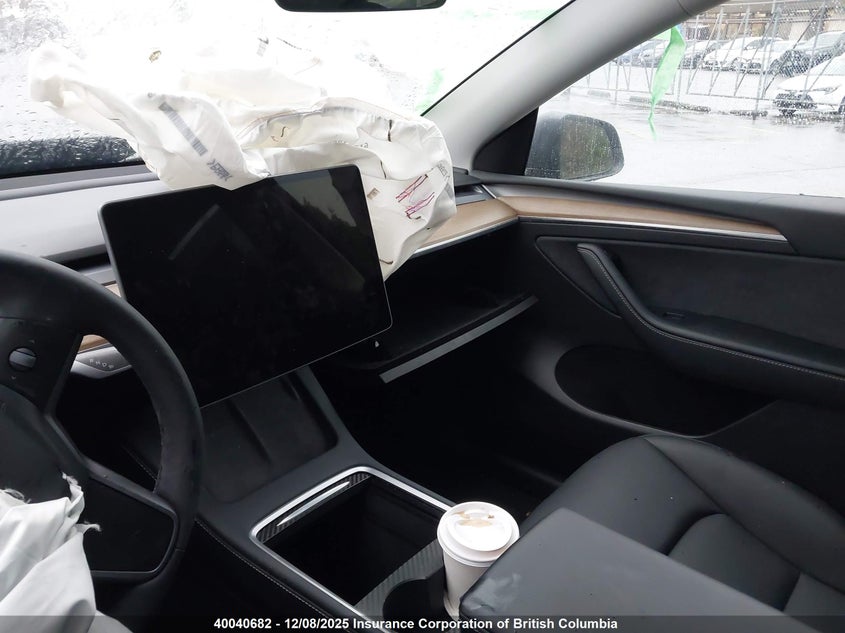 LRWYGDEE7RC660832 2024 TESLA MODEL Y photo no. 14
