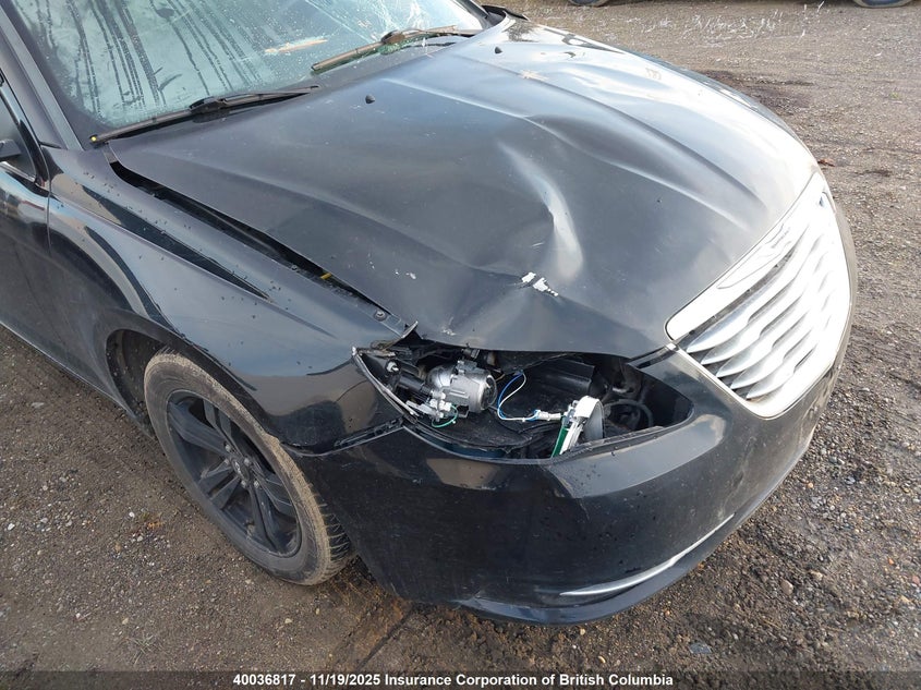 1C3CCBAB5DN696755 2013 CHRYSLER 200 photo no. 6
