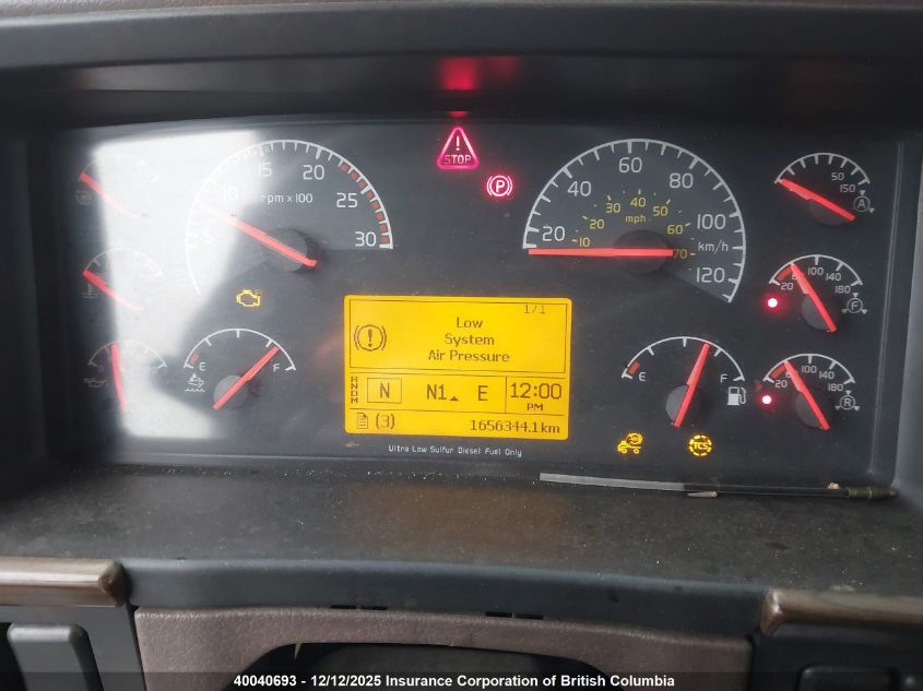 2016 Volvo Vn L VIN: 4V4NC9EH6GN929627 Lot: 40040693