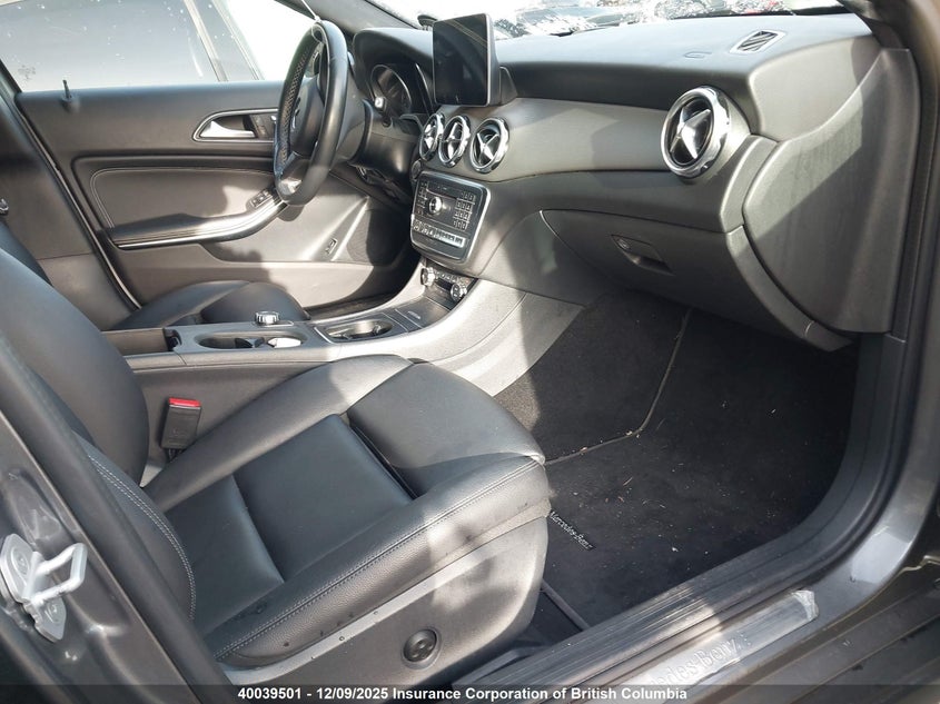 WDCTG4GB4JJ377234 2018 MERCEDES-BENZ GLA-KLASSE photo no. 5