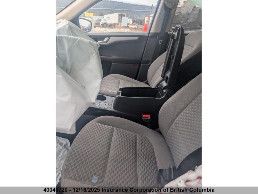 2020 Ford Escape Se VIN: 1FMCU9G62LUB35750 Lot: 40040720