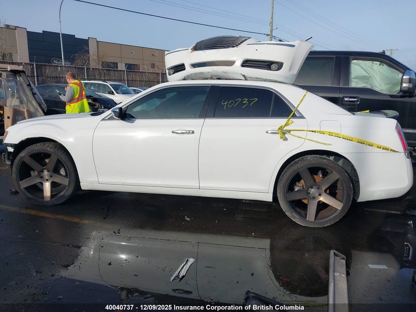 2C3CCAET8CH179082 2012 CHRYSLER 300C photo no. 13