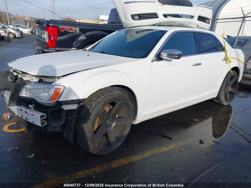 2C3CCAET8CH179082 2012 CHRYSLER 300C photo no. 2