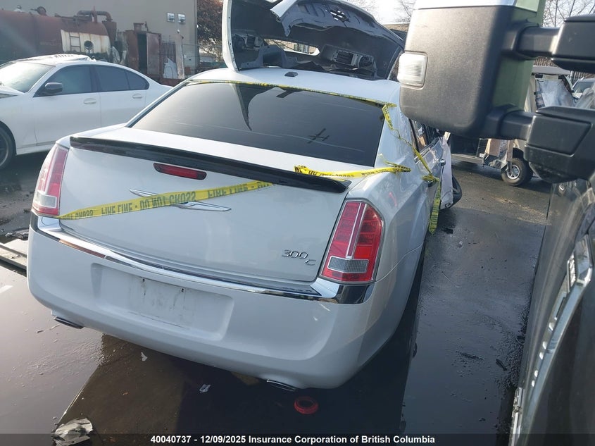 2C3CCAET8CH179082 2012 CHRYSLER 300C photo no. 4