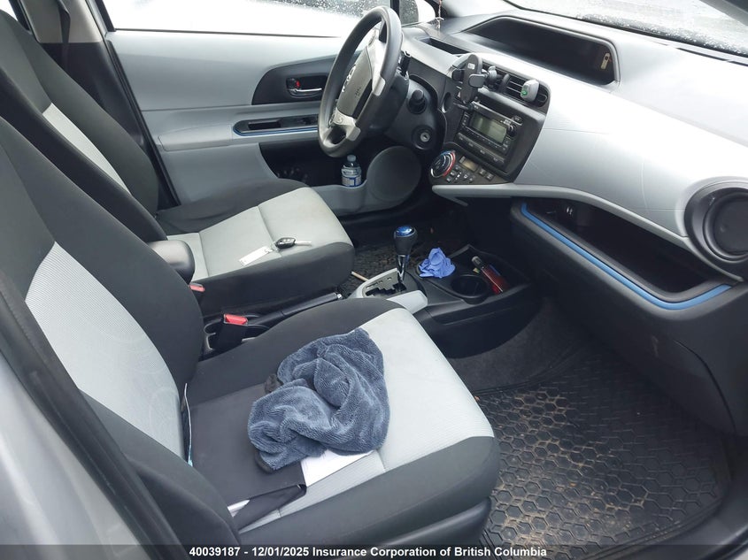 JTDKDTB32C1510547 2012 TOYOTA PRIUS C photo no. 5