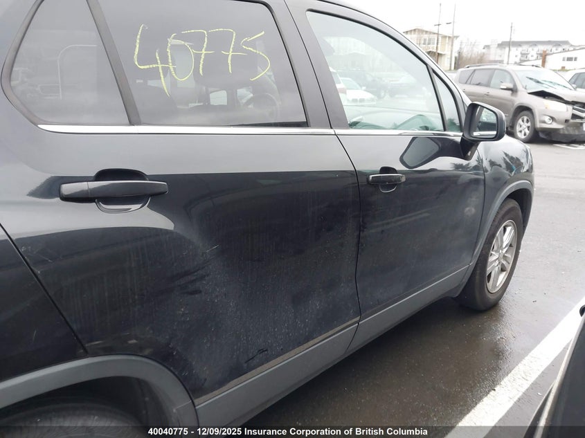 3GNCJLSB0FL211972 2015 CHEVROLET TRAX photo no. 13