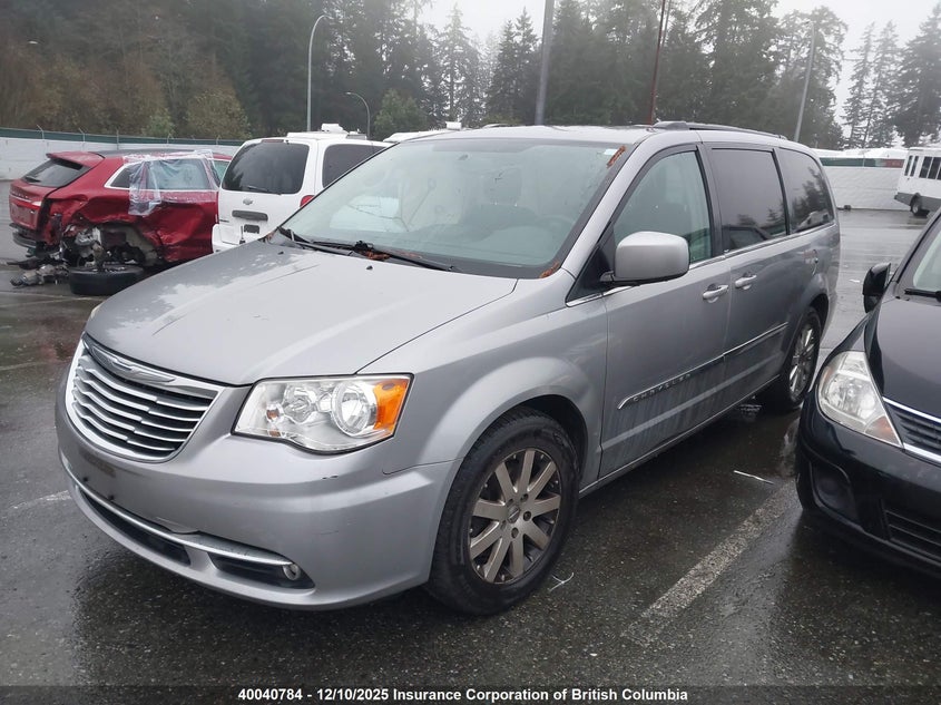 2C4RC1BG0DR784478 2013 CHRYSLER TOWN & COUNTRY photo no. 2