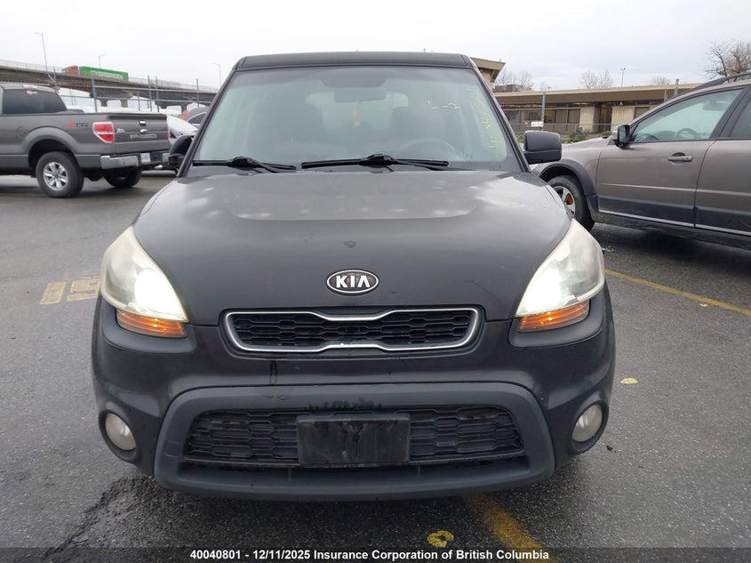 KNDJT2A59C7747061 2012 KIA SOUL photo no. 12