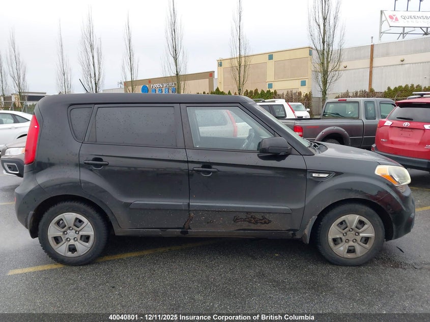 KNDJT2A59C7747061 2012 KIA SOUL photo no. 13