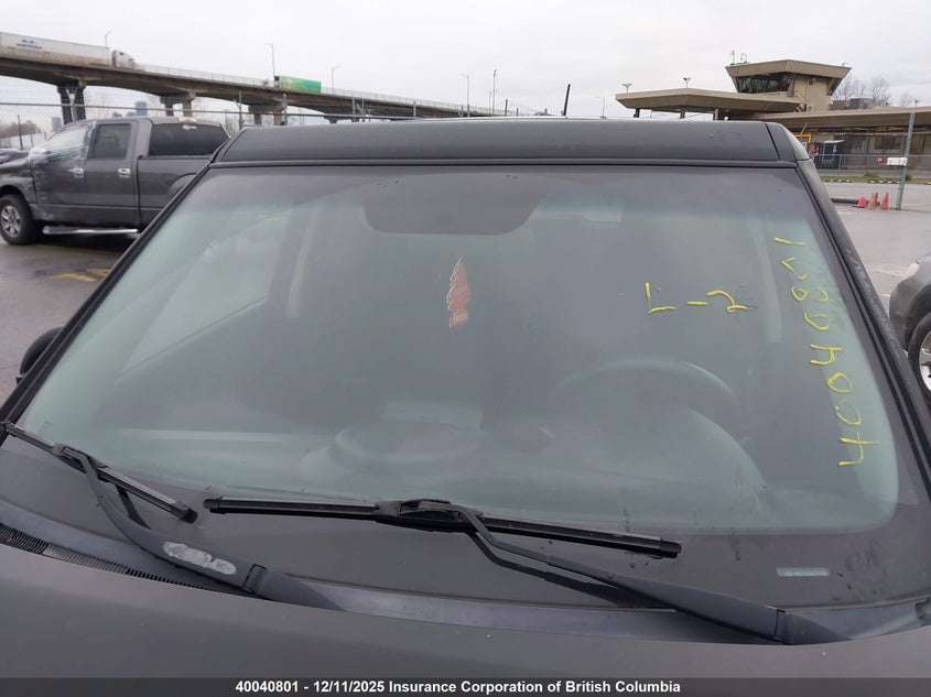 KNDJT2A59C7747061 2012 KIA SOUL photo no. 17