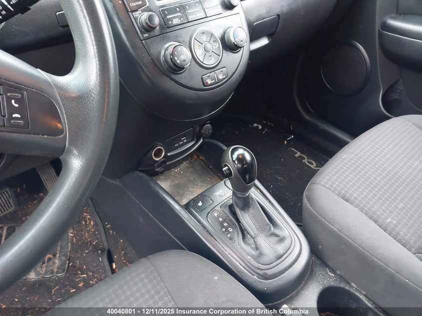 KNDJT2A59C7747061 2012 KIA SOUL photo no. 19