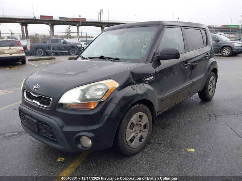 KNDJT2A59C7747061 2012 KIA SOUL photo no. 2