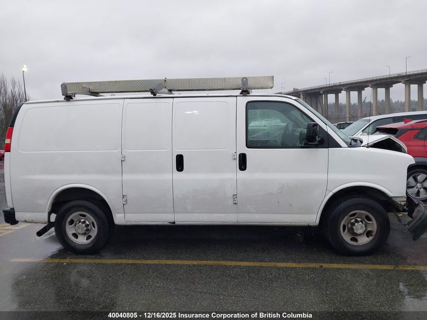 1GCWGFCA8B1142025 2011 CHEVROLET EXPRESS photo no. 13