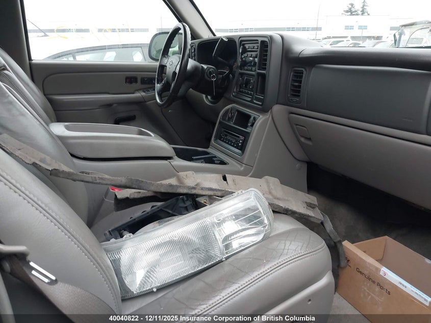 1GNEK13T74J237748 2004 CHEVROLET TAHOE photo no. 5