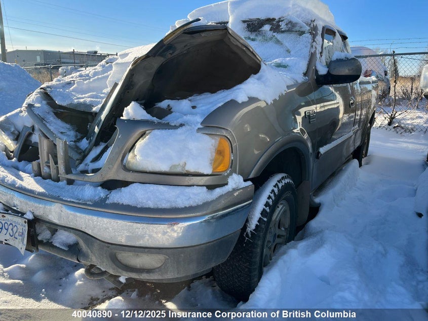 2FTRX18W82CA31350 2002 FORD F-150 photo no. 2