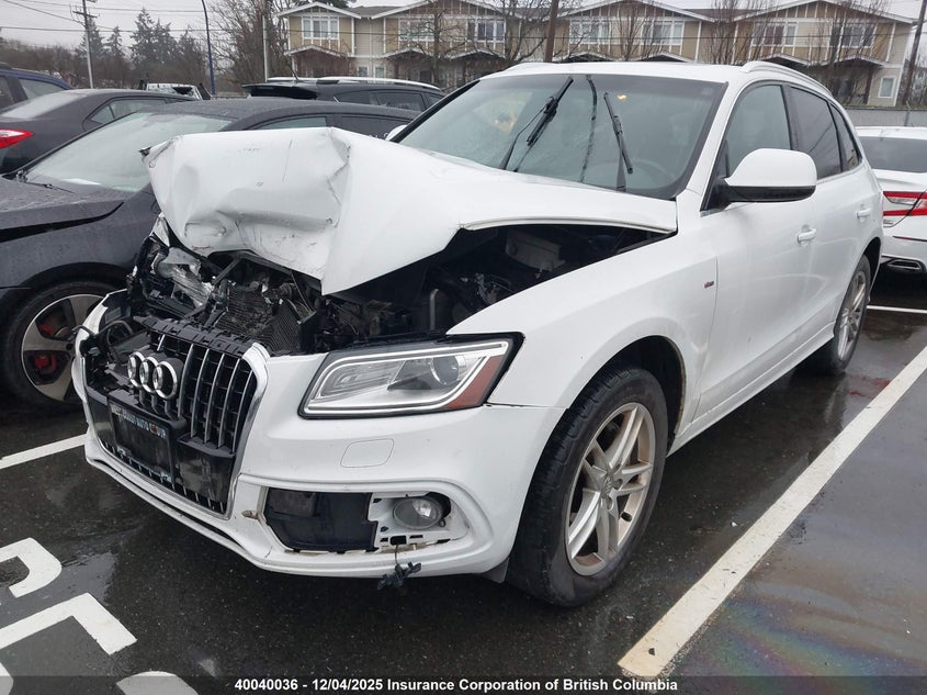 WA1MGCFP3EA044217 2014 AUDI Q5 photo no. 2